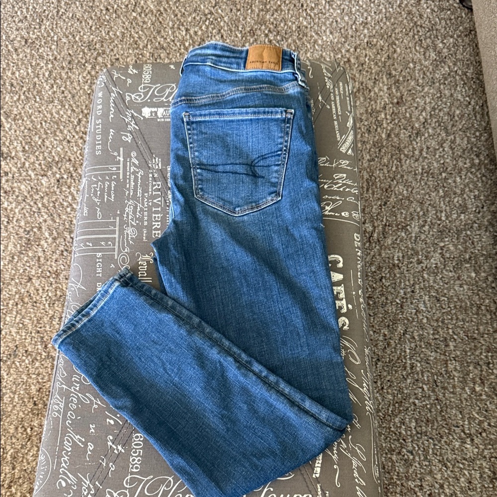 American Eagle women’s high rise jegging